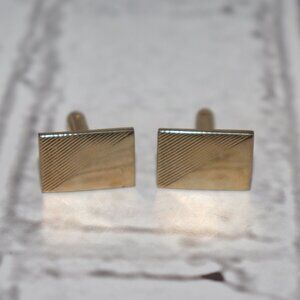 Vintage gold men's cuff links .75" wide
